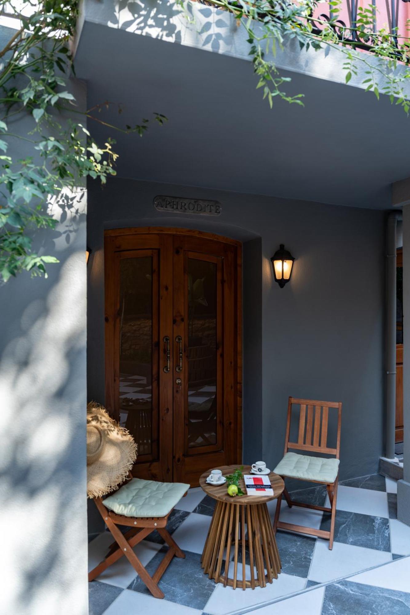 Pomegranate Suites Kavála Ngoại thất bức ảnh